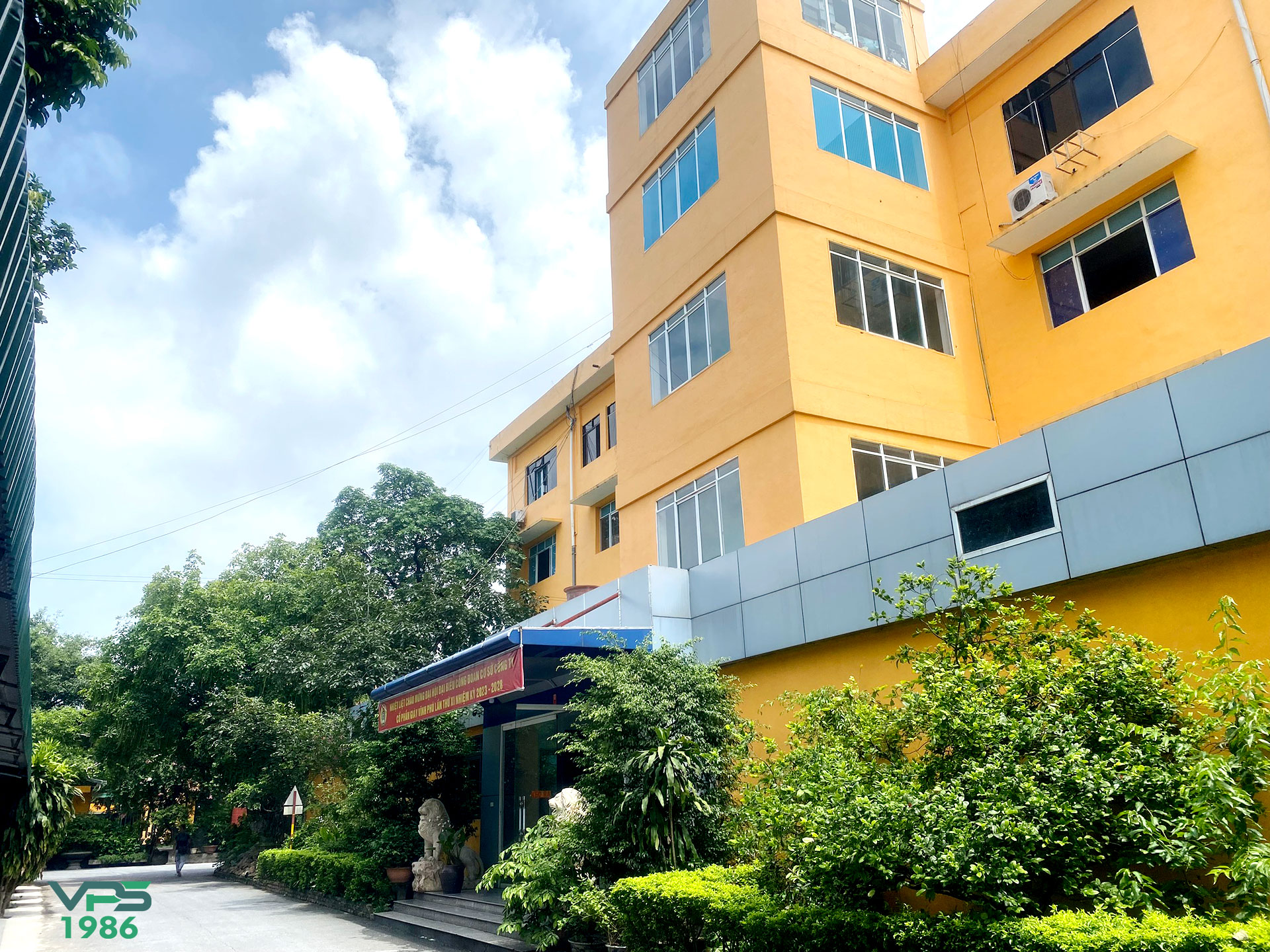 giay-vinh-phu-banner-1